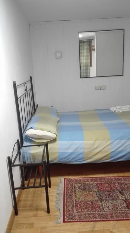 Pensio I Apartaments La Bordeta Estación Екстериор снимка